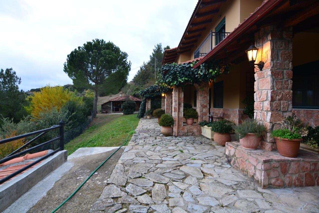 Aphrodite's Inn Kalavrita Extérieur photo
