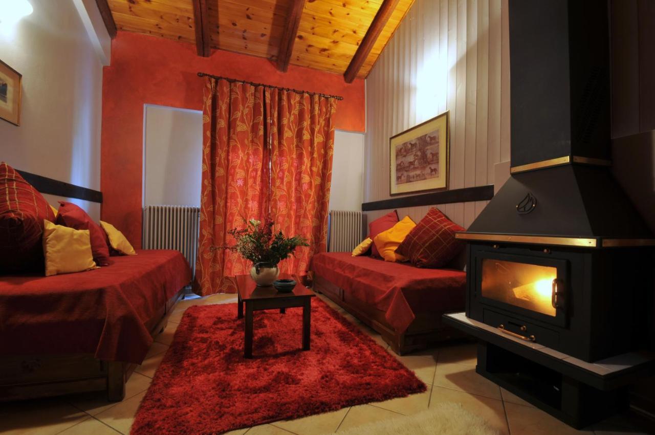 Aphrodite's Inn Kalavrita Extérieur photo