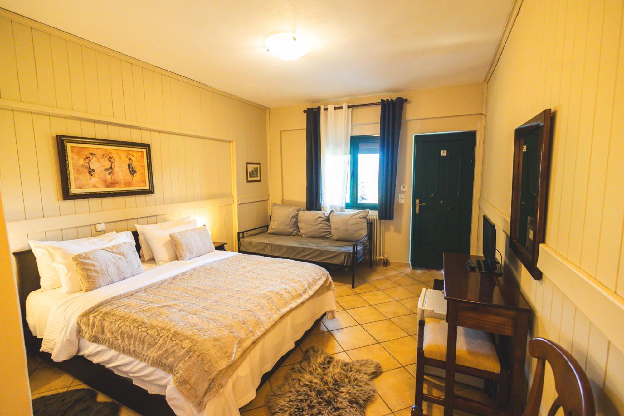 Aphrodite's Inn Kalavrita Extérieur photo
