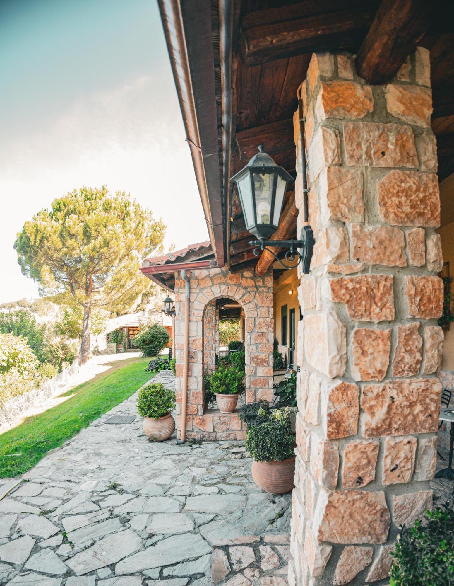 Aphrodite's Inn Kalavrita Extérieur photo