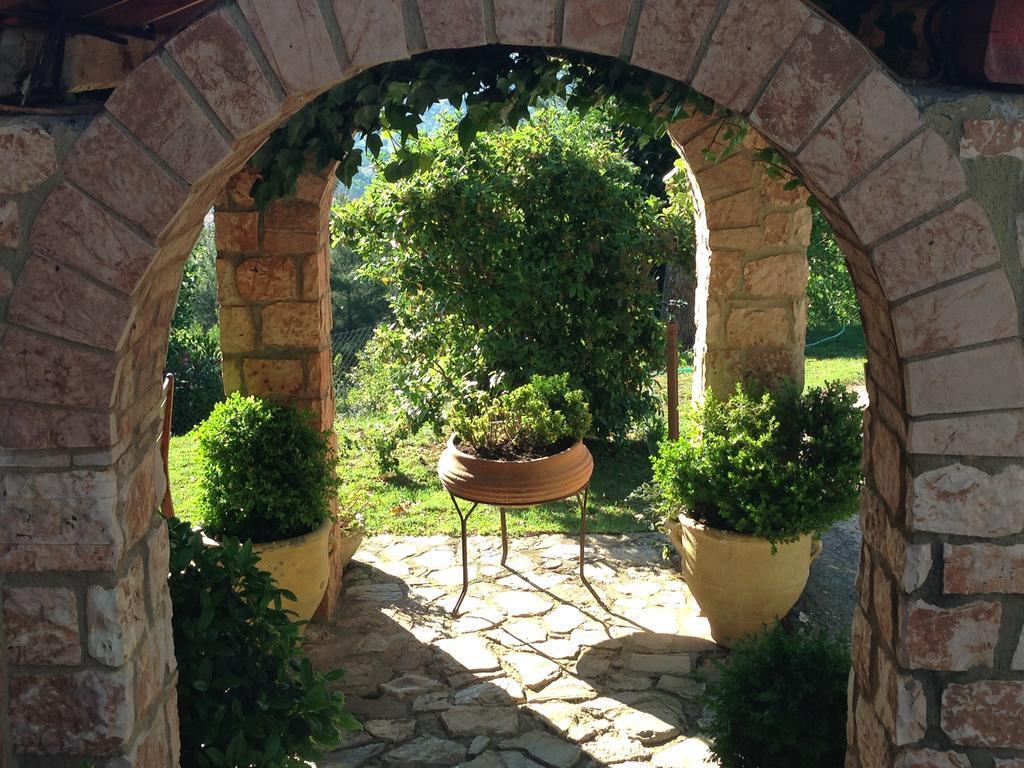 Aphrodite's Inn Kalavrita Extérieur photo
